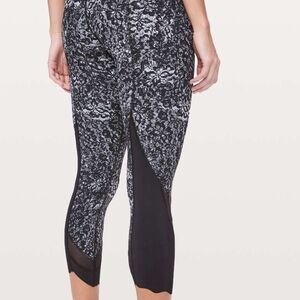 🍋 lululemon athletica Girls' Black and Gray Patterned Leggings